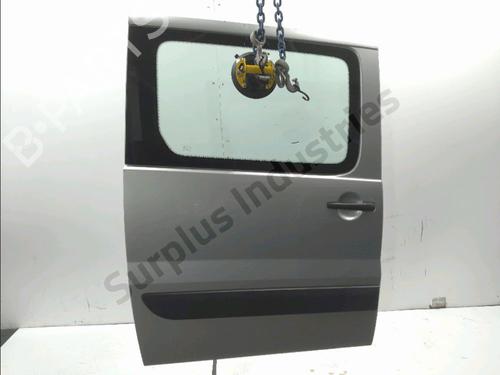 Used Right slide door Right slide door 37600297 37600297