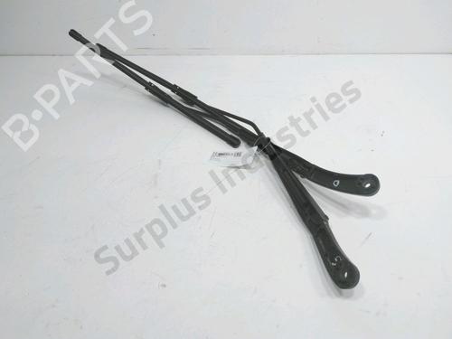 front-windshield-wiper-arm-vw-transporter-t5-bus-7hb-7hj-7eb-7ej-2003-2004-2005-2006-2007-2008-2009-2010-2011-2012-2013-2014-2015-2016-31955760 main image