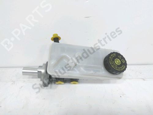 Used Brake master cylinder Brake master cylinder RENAULT KANGOO Express (FW0/1_) 1.5 dCi 75 (FW07, FW10, FW04) (75 hp) 33460153 33460153