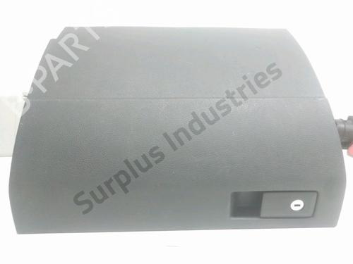 glove-box-vw-caddy-iv-box-bodympv-saa-sah-2015-2016-2017-2018-2019-2020-33231366 main image