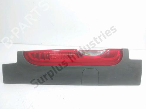 Feu arrière gauche RENAULT TRAFIC II Van (FL) 2.0 dCi 90 (FL0H, FL00, FL01, FL0M, FL0P, FL0S) (90 hp) 31955727