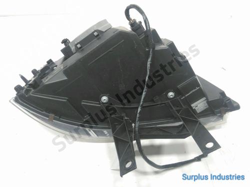 Left headlight VW TRANSPORTER T5 Van (7HA, 7HH, 7EA, 7EH) 1.9 TDI | BP31955684C28 - Image 3