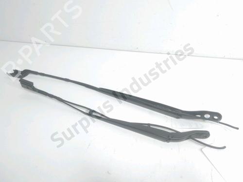 Used Front windshield wiper arm Front windshield wiper arm PEUGEOT PARTNER Box Body/MPV (K9) 1.5 BlueHDI 130 (131 hp) 33569101 33569101