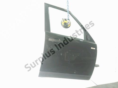 right-front-door-land-rover-discovery-iv-l319-2009-2010-2011-2012-2013-2014-2015-2016-2017-2018-32488899 main image