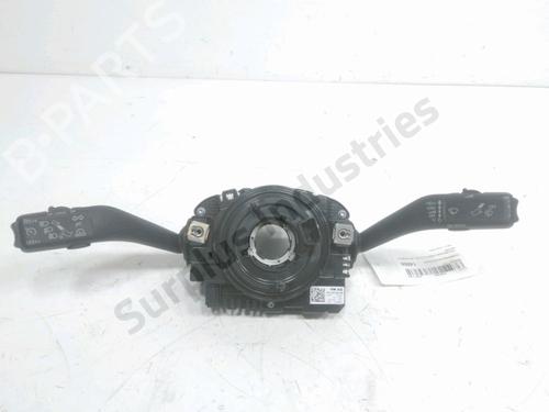 Used Steering wheel controls Steering wheel controls VW CADDY IV Box Body/MPV (SAA, SAH) 2.0 TDI 4motion (122 hp) 33262213 33262213