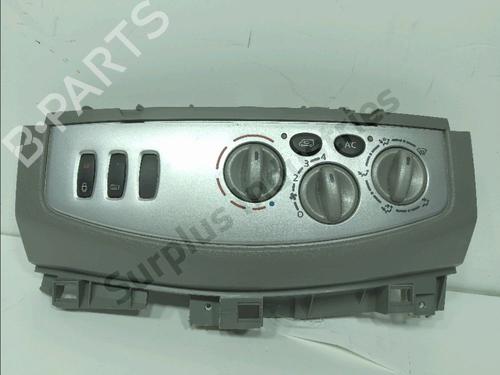 Used Climate control Climate control RENAULT TRAFIC II Bus (JL) 2.5 dCi 145 (JL0J) (146 hp) 39737741 39737741