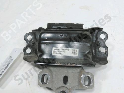 otra-vw-multivan-t7-stm-stn-2021-35972733 main image