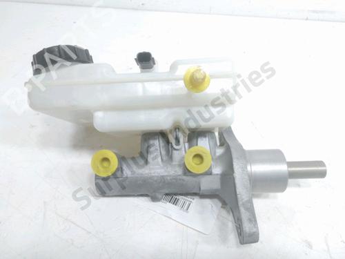 Used Brake master cylinder RENAULT MASTER III Van (FV) 2.3 dCi 145 FWD (FV0E, FV0F, FV0H, FV02, FV0M, FV0S,... (146 hp) 31954554
