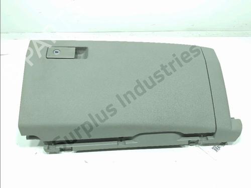 Used Glove box Glove box 38918599 38918599