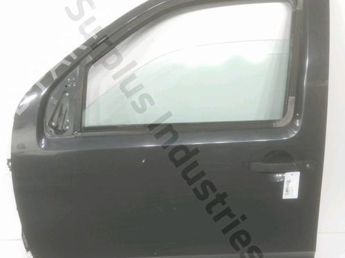 Used Left front door NISSAN NAVARA NP300 (D40) [2004-2026]  31955316