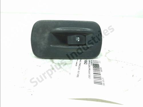 Used Right front window switch Right front window switch RENAULT TRAFIC II Van (FL) 2.0 dCi 90 (FL0H, FL00, FL01, FL0M, FL0P, FL0S) (90 hp) 34205541 34205541