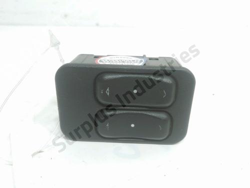 Mando elevalunas delantero izquierdo OPEL COMBO Box Body/MPV 1.3 CDTI 16V (75 hp) 32435036