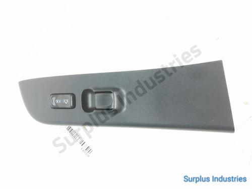 Used Right front window switch OPEL FRONTERA B (U99) 2.2 DTI (6B_66, 6B_76) (120 hp) 32131564