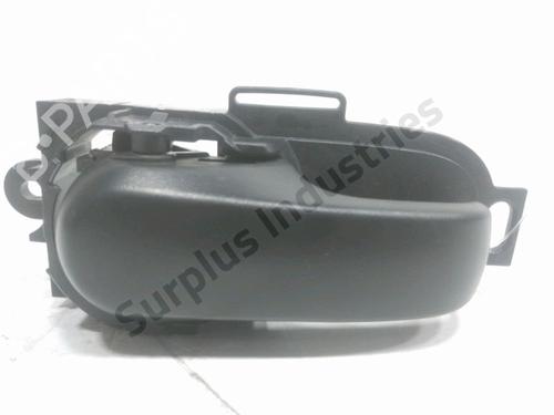 Used Front right interior door handle Front right interior door handle NISSAN NV200 Van 1.5 dCi 90 (M20, M20N, M20M) (90 hp) 33569076 33569076