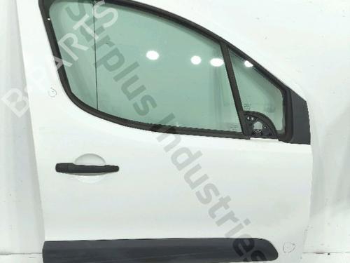 right-front-door-peugeot-partner-box-bodympv-5_-g_-1996-37065473 main image