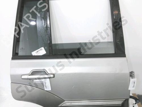 Puerta trasera derecha HYUNDAI TERRACAN (HP) 2.9 CRDi 4WD (163 hp) 32114709