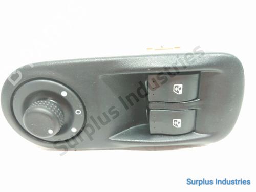left-front-window-switch-renault-master-ii-bus-jd-1997-1998-1999-2000-2001-2002-2003-2004-2005-2006-2007-2008-2009-2010-32280138 main image