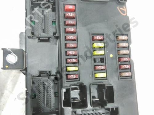 Used Fuse box CITROËN JUMPER II Van 2.2 HDi 130 (130 hp) 31954153