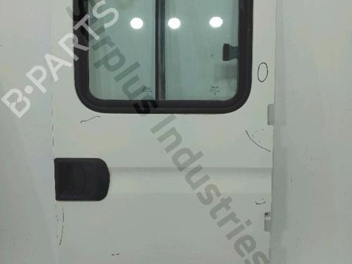 Porta trás direita Porta trás direita IVECO DAILY III Platform/Chassis 35 S 13,35 C 13 (125 hp) 36660521 36660521
