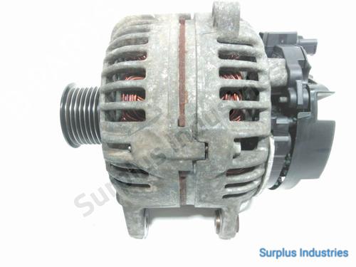 Used Alternator RENAULT MASTER II Bus (JD) 2.5 dCi (JD01, JD02, JD11, JD12, JD1W) (120 hp) 32202957