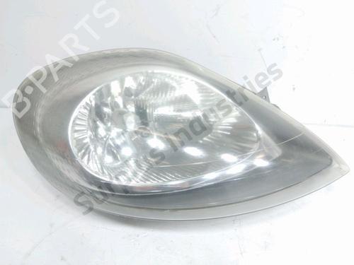 Phare droit OPEL VIVARO A Van (X83) 1.9 DTI (F7) (101 hp) 31955677
