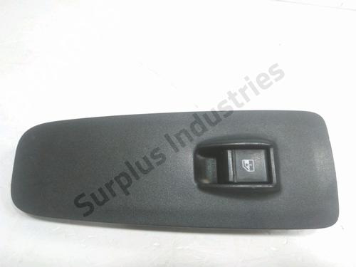 Used Right front window switch Right front window switch CITROËN JUMPER II Van 2.2 BlueHDi 140 (140 hp) 33686573 33686573