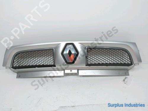 Used Grille RENAULT TRAFIC II Bus (JL) 1.9 dCI 100 (JL0C, JL0K) (101 hp) 31955023