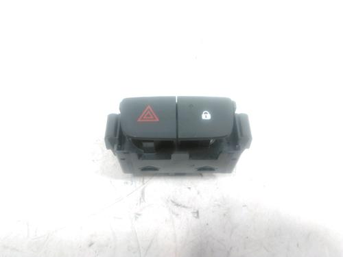Used Warning switch Warning switch RENAULT TRAFIC III Van (FG_) 1.6 dCi 90 (FGME) (90 hp) 33973365 33973365