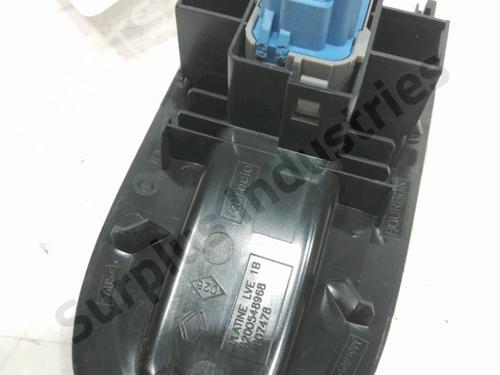 Right front window switch RENAULT MASTER III Van (FV) 2.3 dCi 125 FWD (FV0C, FV0D, FV0G, FV0H, FV0J, FV0K,... | BP31955136I26 - Image 2
