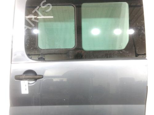Used Left slide door Left slide door 32461246 32461246