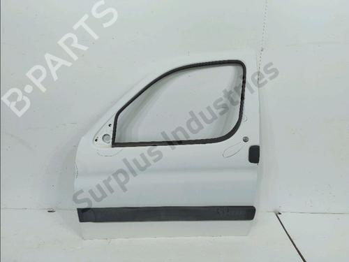 Used Left front door Left front door 37600288 37600288