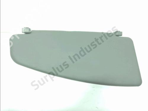 Used Right sun visor Right sun visor 37220910 37220910