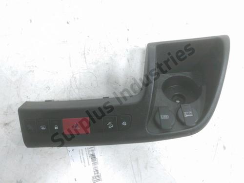 warning-switch-citroen-jumper-ii-van-2006-31954819 main image