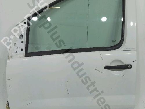 Used Left front door Left front door 38433157 38433157