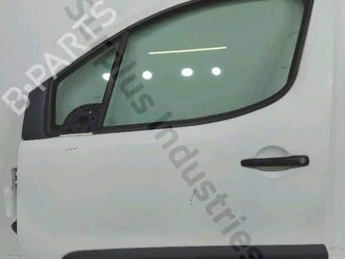 Used Left front door Left front door 36831730 36831730