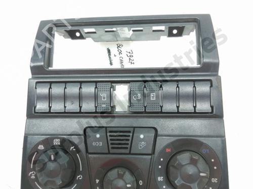 Commande Chauffage RENAULT TRAFIC III Van (FG_) 1.6 dCi 90 (FGME) (90 hp) 31954781