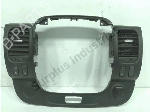 air-vent-renault-trafic-iii-van-fg_-2014-39942826 main image