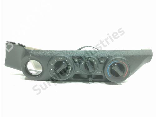 Used Climate control Climate control TOYOTA HILUX VIII Pickup (_N1_) 2.8 TD 4WD (GUN126) (204 hp) 36351574 36351574