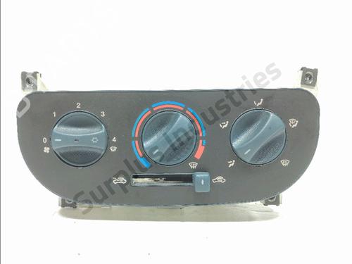 Used Climate control Climate control FIAT DOBLO Box Body/MPV (223_) 1.9 JTD (223ZXE1A) (100 hp) 36152758 36152758