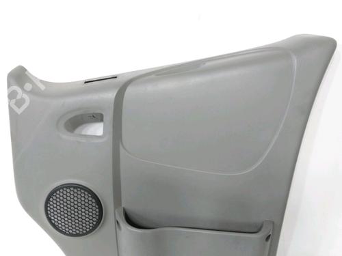 front-right-panel-renault-trafic-ii-van-fl-2001-35719431 main image