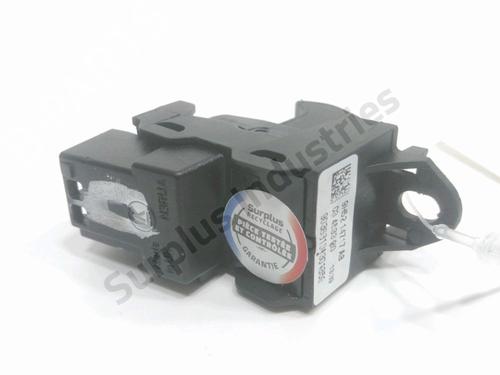 Right front window switch LAND ROVER FREELANDER 2 (L359) 2.2 TD4 4x4 | BP33112188I26 - Image 2