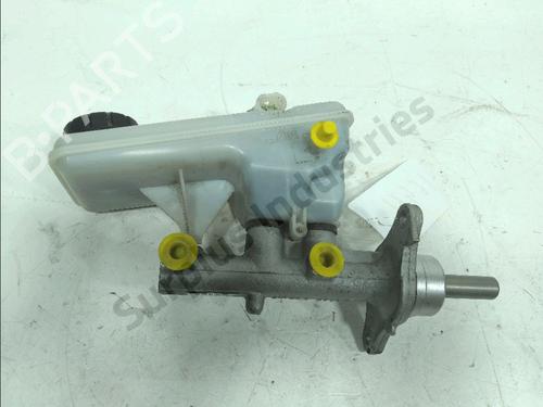 Brake master cylinder RENAULT TRAFIC II Van (FL) 2.0 dCi 90 (FL0H, FL00, FL01, FL0M, FL0P, FL0S) | BP38104062M77 - Image 3