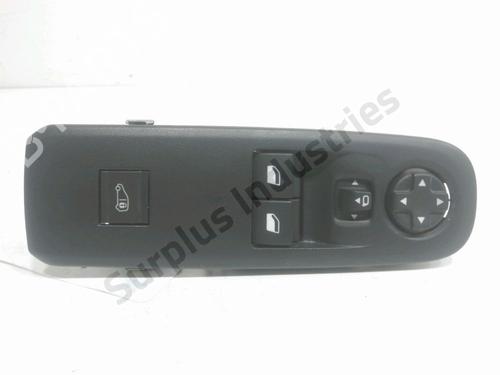 Used Left front window switch Left front window switch CITROËN BERLINGO Box Body/MPV (K9) e-Berlingo (136 hp) 34643005 34643005