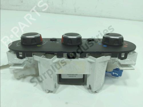 Climate control RENAULT TRAFIC III Van (FG_) 2.0 dCi 145 (FGML) | BP39942821I5 - Image 2