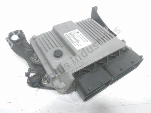 engine-control-unit-ecu-opel-combo-box-bodympv-2001-32435012 main image