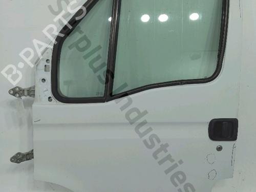 Used Left front door Left front door 36465538 36465538