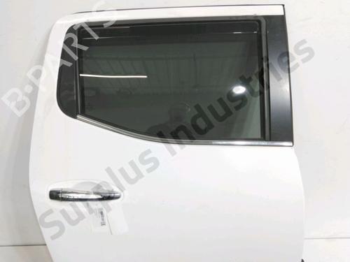 Used Right rear door Right rear door 31955458 31955458