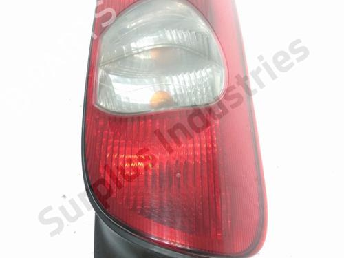Used Left taillight RENAULT MASTER II Bus (JD) 2.5 dCi (JD01, JD02, JD11, JD12, JD1W) (120 hp) 32356662