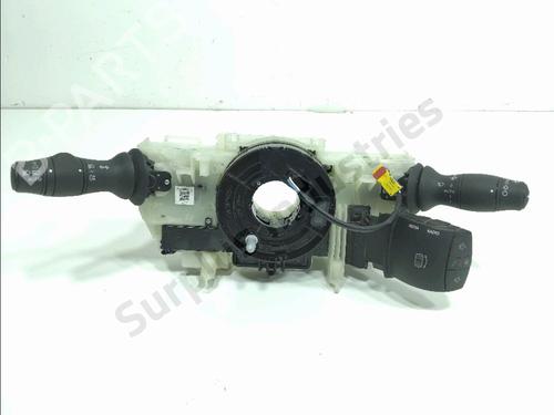 Used Steering wheel controls Steering wheel controls 37167227 37167227