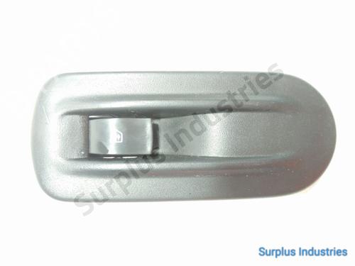 Used Right front window switch RENAULT MASTER II Bus (JD) 2.5 dCi (JD01, JD02, JD11, JD12, JD1W) (120 hp) 32280136